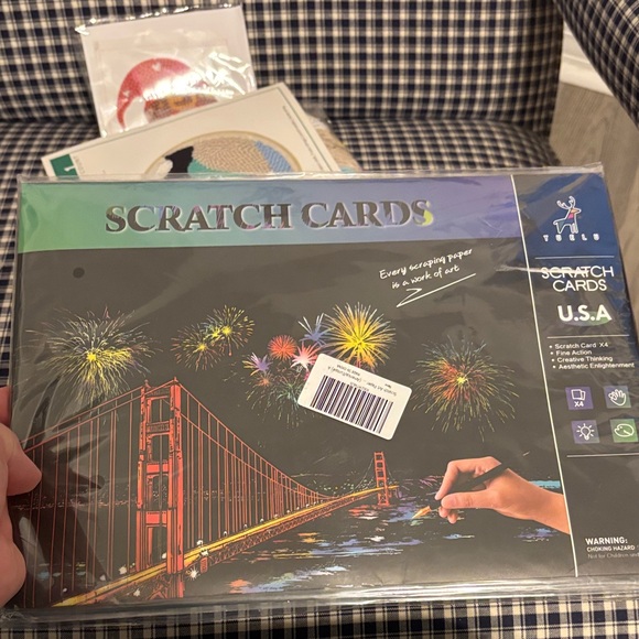 Crafters set: Crochet Kit, Punch Needle Set, scratch card set and bead art set - Picture 5 of 9